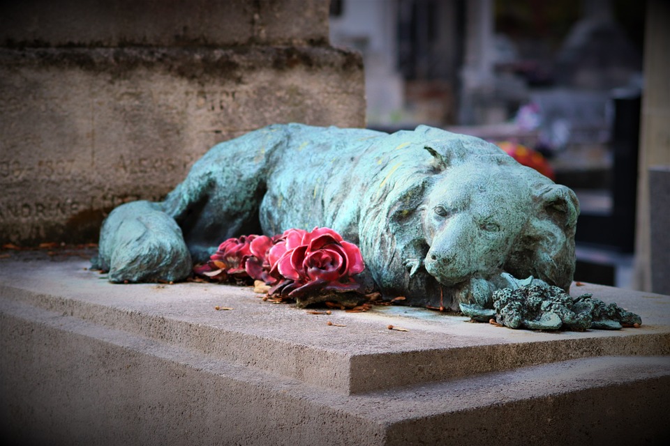 Read more about the article Λόρδος Βύρων:  Επιγραφή στο μνημείο ενός Σκύλου της Νέας Γης, Μτφρ: Γιώργος Βέης   