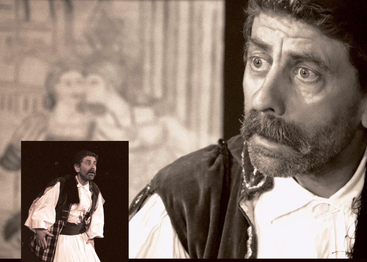 You are currently viewing Κωνσταντίνος Μπούρας: Ένας «Θεόφιλος» εις αναζήτησιν τής προ πολλού χαμένης ελληνικότητος μεγαλουργεί στο θέατρο «Άλφα»