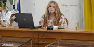 Λένη Ζάχαρη: Συνομιλώντας με την ποιήτρια Χρύσα Κοντογεωργοπούλου