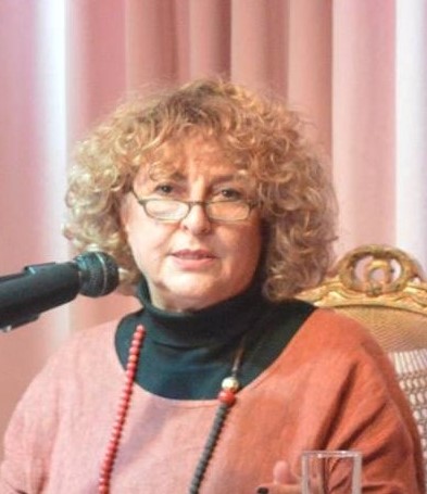 You are currently viewing Κοσμάς Κοψάρης: Μια συνομιλία με την συγγραφέα Λίζα Διονυσιάδου
