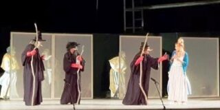 ΒΑΛΤΕΡ ΠΟΥΧΝΕΡ: Η τέχνη του Ιπποκράτη στη νεοελληνική δραματουργία