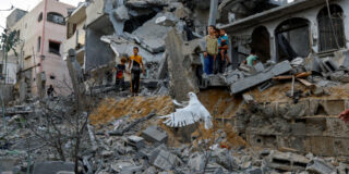 Κατίνα Βλάχου: Είμαι παρών εν  πλήρει απουσία