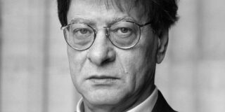 Mahmoud  Darwish (1941-2008): O ΠΟΛΕΜΟΣ ΘΑ ΤΕΛΕΙΩΣΕΙ Μετάφραση: Σάρα Θηλυκού 