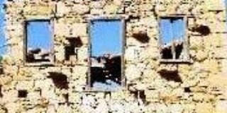 Κλεονίκη Δρούγκα: Ανάμεσα στα Τείχη