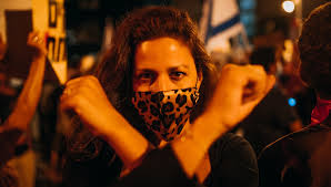 Read more about the article Ελισσαίος Βγενόπουλος: Συνύπαρξη, λέμε τώρα! Της Άμπερ Φάρες