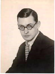 You are currently viewing Δημήτρης Γαβαλάς: Υλικό και Σχόλια Β8 – Raymond Queneau / Swigns