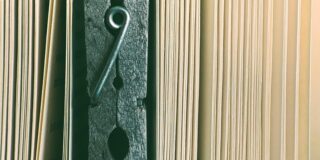 Τίνα Κωνσταντάτου: Μόλις άρχισα να διαβάζω το βιβλίο που αγόρασα…