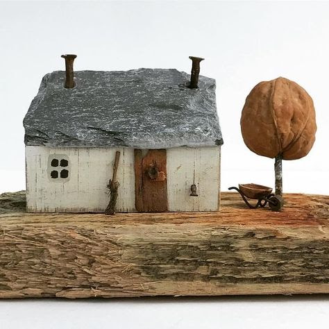 You are currently viewing Γιώργος  Αλεξανδρής: Πλησμονή του ελάχιστου