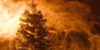 Λένη Ζάχαρη: Τα προεόρτια ενός πολέμου…