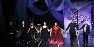 Σάρα Θηλυκού: Δρ. Κωνσταντίνου Μπούρα, Η ΩΡΑΙΑ ΕΛΕΝΗ ΣΤΗΝ ΚΟΙΛΑΔΑ ΤΩΝ ΝΕΚΡΩΝ ΕΡΩΤΩΝ