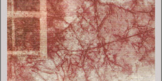 Κατίνα Βλάχου: Οι ψίθυροι στους τοίχους. Εξώφυλλο: Βαρβάρα Μαυρακάκη. Εκδ. Ροές, ISBN	 978-960-283-99-8