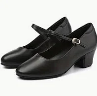 You are currently viewing Άννα Πετρίδου: H Πόπη, η χορεύτρια