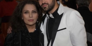 Ανθούλα Δανιήλ: Ο Βαλέριος Νατς τραγουδά στο Ιωνικό Κέντρο, Λυσίου 11, στην Αθήνα, στην Πλάκα.