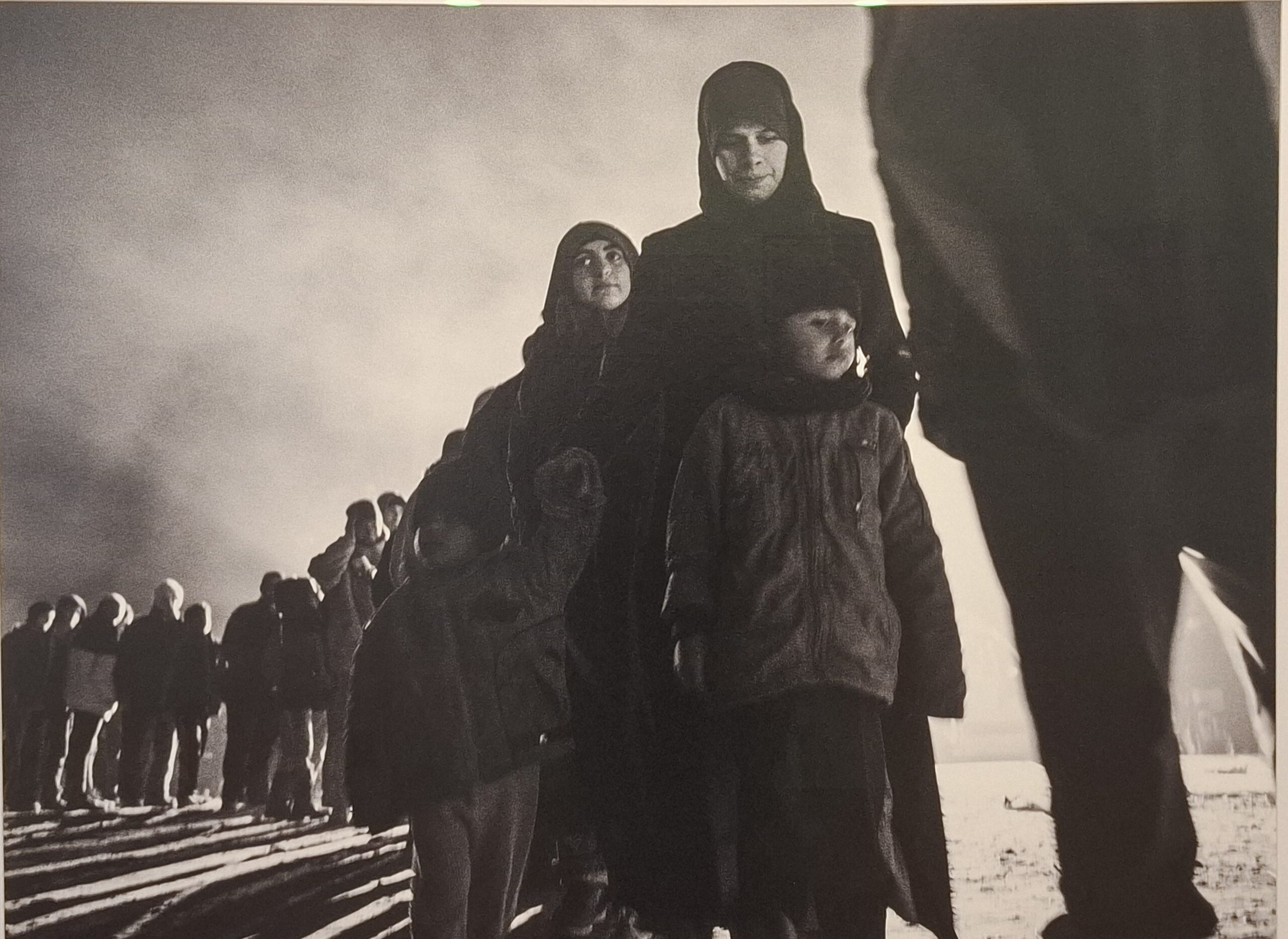 Read more about the article Γιώργος Μεταξάς: Έκθεση του φωτογράφου Enri Canaj