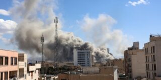 Ελισσαίος Βγενόπουλος: Σε Τροχιά Πολέμου