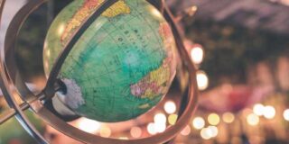 Λίλλυ Κοτσώνη: Δύο ποιήματα